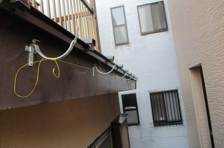 雨樋金具の取付
