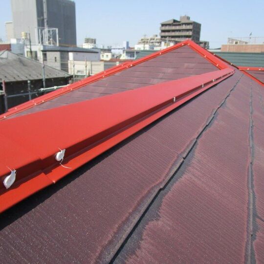 棟板金釘のコーキング処理