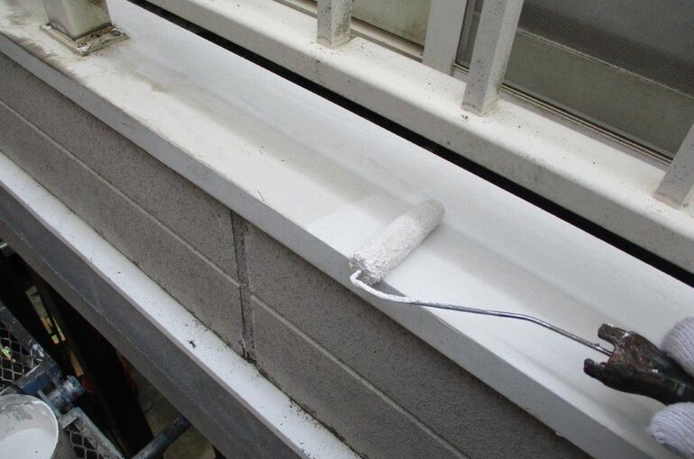 ベランダ笠木の錆止め塗装