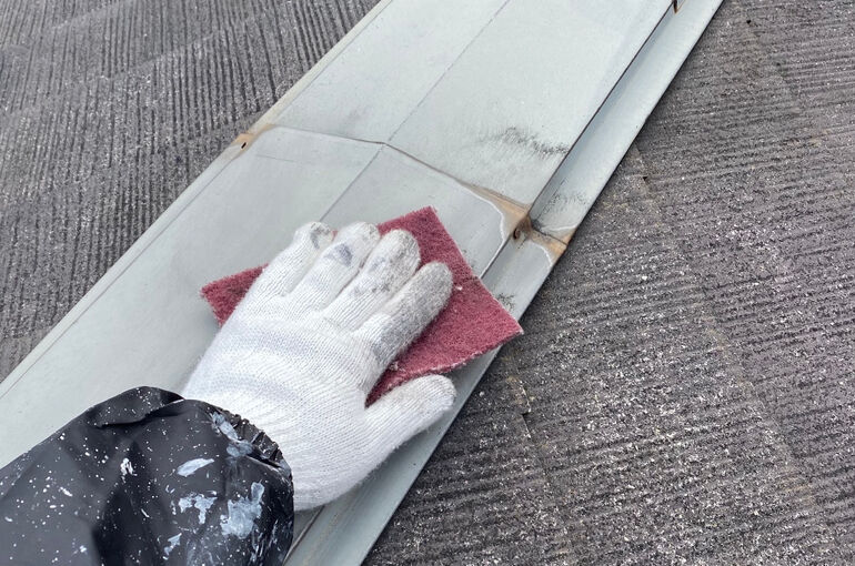棟板金のケレン掛け