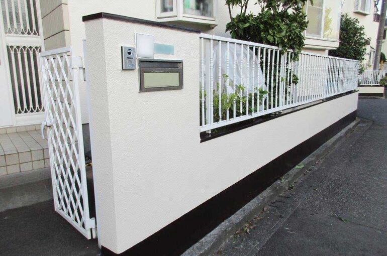 塗装後のブロック塀