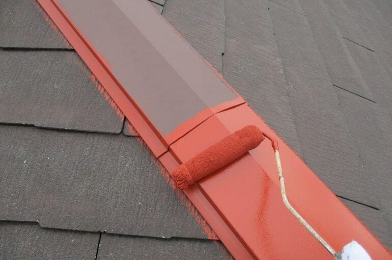 棟板金の錆止め塗装