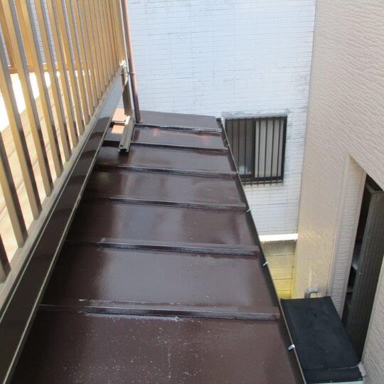 塗装後の下屋根